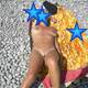 nuda in spiaggia