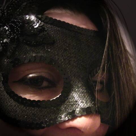 In Maschera....